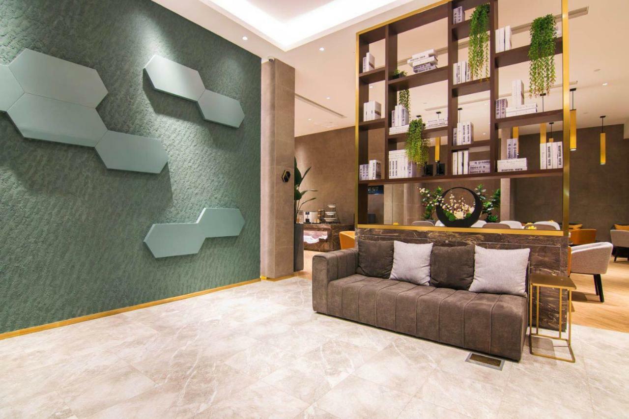 Yitel Premium Hotel  Shanghai Bagian luar foto