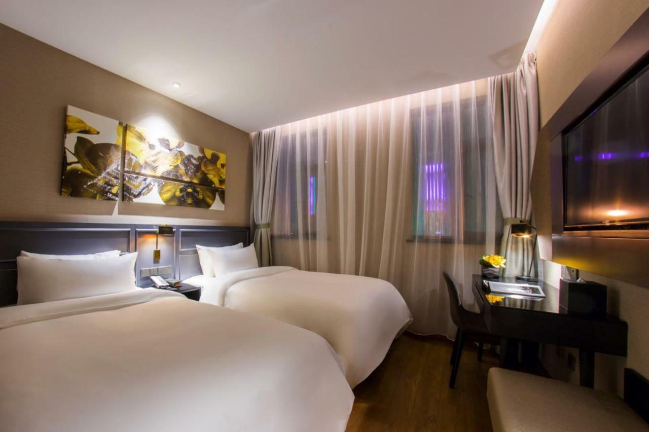 Yitel Premium Hotel  Shanghai Bagian luar foto