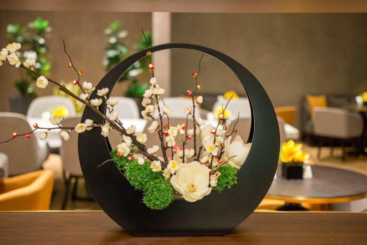 Yitel Premium Hotel  Shanghai Bagian luar foto